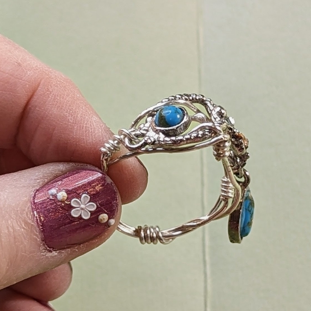 Bangle Ring with Turquoise Highlights